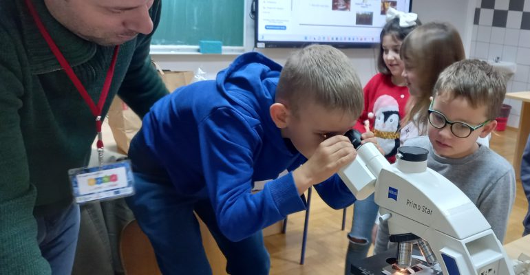 Veljača: Mjesec STEM-a u STEM centru za djecu i mlade na Geotehničkom fakultetu u Varaždinu